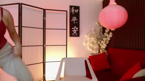 Snapshot of sienna_bambi chatting on March 29, 4:34 am sienna_bambi online show from March 29, 4:34 am