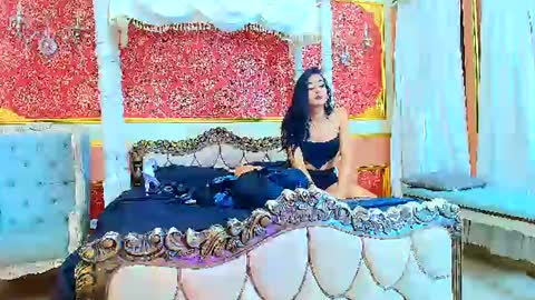 SinnaDark online show from June 9, 11:33 am