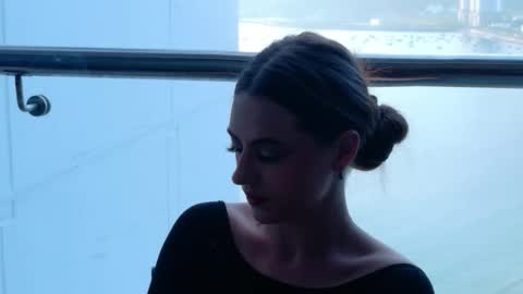 sienna_voss online show from March 2, 11:33 pm