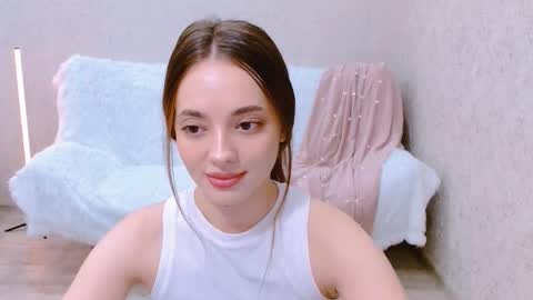 Snapshot of siennamia chatting on June 2, 4:58 am Sienna Mia online show from June 2, 4:58 am