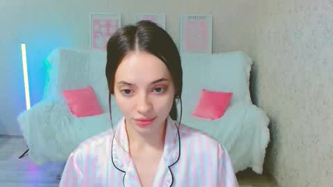 Snapshot of siennamia chatting on June 4, 4:24 pm Sienna Mia online show from June 4, 4:24 pm