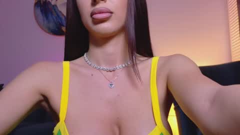 Snapshot of siennastarrr chatting on June 13, 7:45 pm Sienna online show from June 13, 7:45 pm