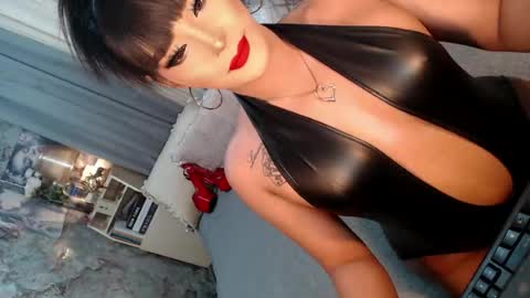 Sierrafina online show from April 14, 6:41 am