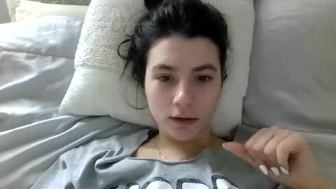 sierranovaa online show from February 10, 8:13 pm