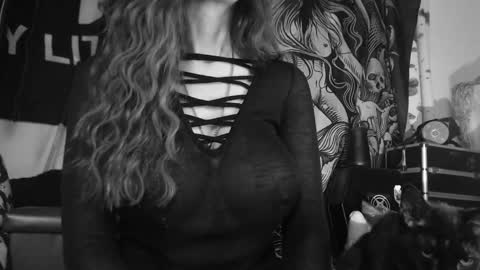 Allmylinkssilentmary666 online show from February 6, 1:58 pm