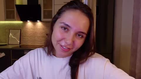 You fav Miss Si online show from September 20, 4:41 pm