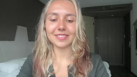 You fav Miss Si online show from March 7, 7:16 am