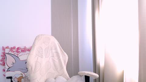 Snapshot of silk_ann chatting on April 30, 9:26 am silk_ann online show from April 30, 9:26 am