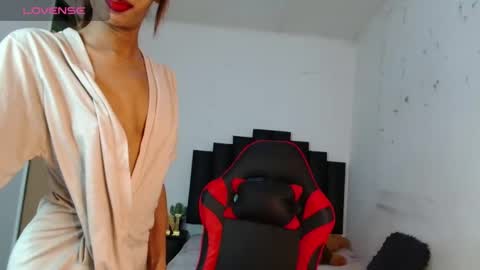 Snapshot of silky_indian69 chatting on October 4, 1:47 am  Niki  online show from October 4, 1:47 am