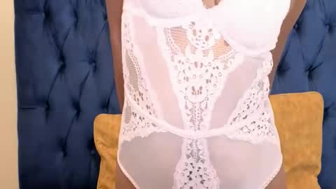 Snapshot of silkyebonyxx chatting on March 3, 9:04 am Kaybee online show from March 3, 9:04 am