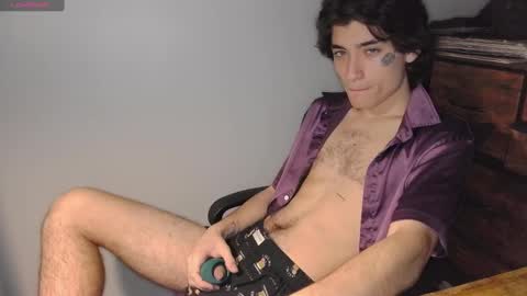 Snapshot of silly_cybin chatting on February 26, 12:03 pm cybin online show from February 26, 12:03 pm