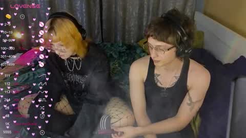 Snapshot of silly_soul chatting on October 6, 9:34 pm Mia online show from October 6, 9:34 pm