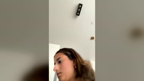 Snapshot of sillyme789888 chatting on August 1, 8:52 pm sillyme789888 online show from August 1, 8:52 pm
