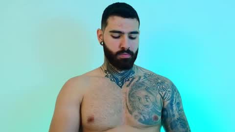 Snapshot of silvano_torrez chatting on February 7, 1:53 am silavno online show from February 7, 1:53 am