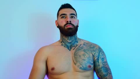 Snapshot of silvano_torrez chatting on February 19, 2:07 am silavno online show from February 19, 2:07 am