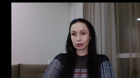 silver_still online show from April 10, 5:50 pm