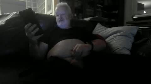 Daddy Bear online show from November 7, 8:53 pm