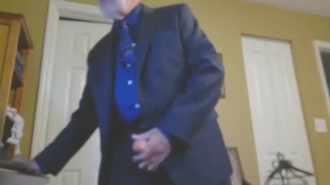 Snapshot of silverdaddy_1955 chatting on April 26, 1:53 pm Daddy Bear online show from April 26, 1:53 pm