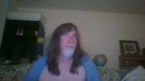 Snapshot of silverfunfox chatting on October 24, 2:52 am silverfunfox online show from October 24, 2:52 am