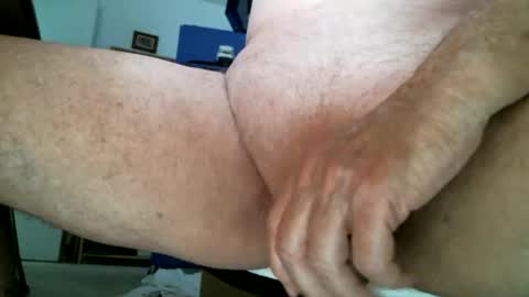 Snapshot of silvrfoxxx chatting on May 23, 5:39 pm Sugr online show from May 23, 5:39 pm