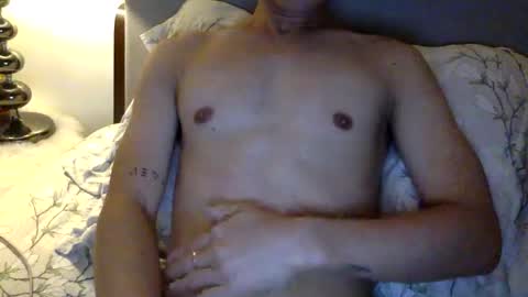 Snapshot of simon50012 chatting on February 13, 2:13 pm TwinkSimon online show from February 13, 2:13 pm