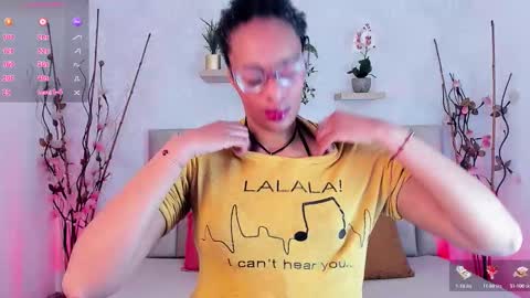 Snapshot of simona_brooke chatting on September 10, 7:58 pm simona_brooke online show from September 10, 7:58 pm