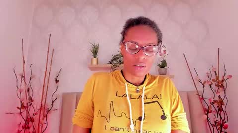 Snapshot of simona_brooke chatting on September 15, 8:31 pm simona_brooke online show from September 15, 8:31 pm