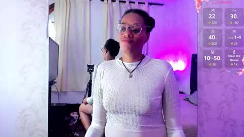 Snapshot of simona_brooke chatting on October 10, 9:47 pm simona_brooke online show from October 10, 9:47 pm