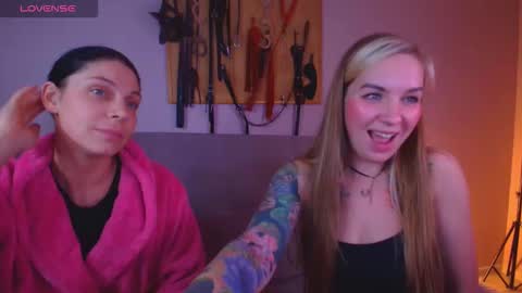 simona_moonshine online show from March 8, 9:51 pm