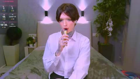 Simona online show from February 3, 1:08 pm