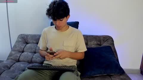  Simon  online show from February 2, 2:02 pm