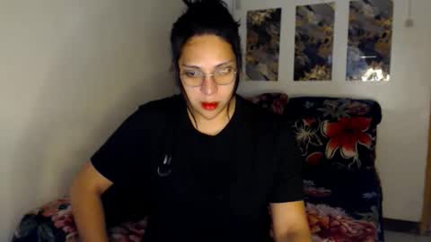 Snapshot of simplehellfire chatting on October 5, 7:50 am LEILA online show from October 5, 7:50 am