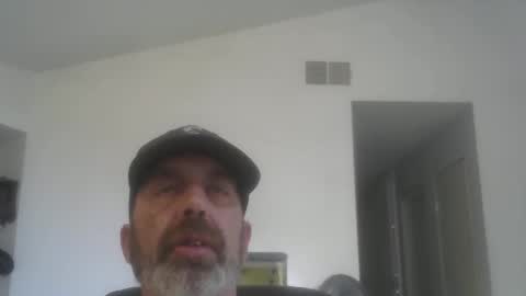 Snapshot of simplesamesq chatting on March 22, 12:03 am simplesamesq online show from March 22, 12:03 am