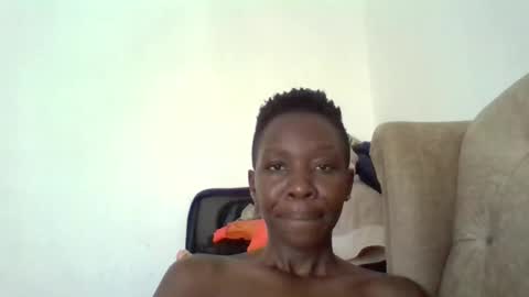 simplyloy33 online show from October 20, 11:43 am