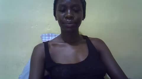 Snapshot of simplyloy33 chatting on April 25, 7:22 am simplyloy33 online show from April 25, 7:22 am