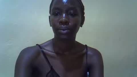 Snapshot of simplyloy33 chatting on May 1, 5:56 am simplyloy33 online show from May 1, 5:56 am