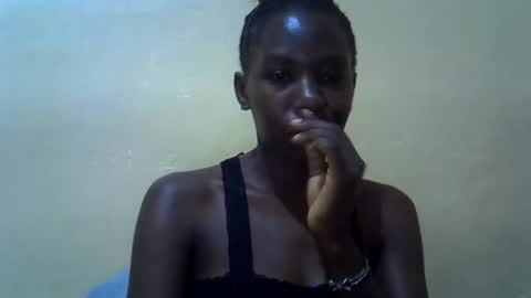 Snapshot of simplyloy33 chatting on July 25, 6:38 pm simplyloy33 online show from July 25, 6:38 pm