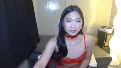 Kylie online show from May 2, 4:34 pm