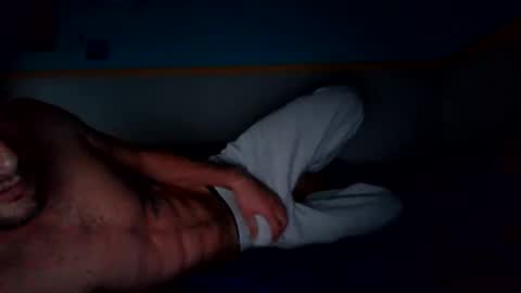 Snapshot of simplytoobored chatting on April 6, 12:50 pm simplytoobored online show from April 6, 12:50 pm