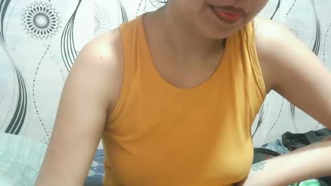 Snapshot of simplyvine chatting on July 23, 2:53 am simply vine online show from July 23, 2:53 am