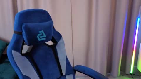 Zoe online show from March 4, 4:07 am