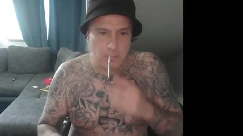 Snapshot of sinalco1975 chatting on May 27, 4:42 am sinalco1975 online show from May 27, 4:42 am