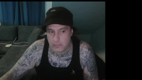 Snapshot of sinalco1975 chatting on June 8, 2:01 am sinalco1975 online show from June 8, 2:01 am