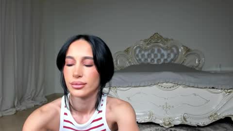 C online show from November 6, 8:43 pm