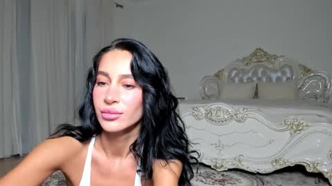 Snapshot of sincerelyc chatting on February 9, 9:52 pm C online show from February 9, 9:52 pm