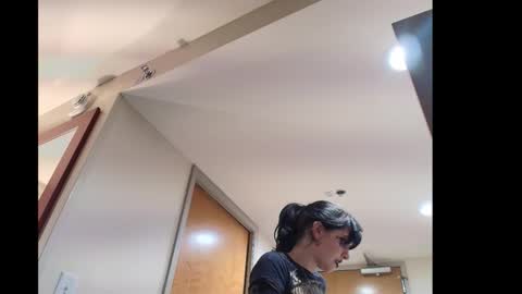 Sincerelyneon online show from February 2, 2:54 am