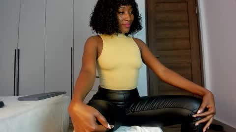 sincerre9_tara online show from October 18, 10:49 am