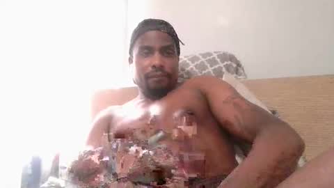 Snapshot of sinclair90 chatting on May 27, 5:54 pm sinclair90 online show from May 27, 5:54 pm
