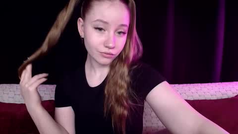 Snapshot of sindiwatsoon chatting on January 2, 11:41 am Sindi online show from January 2, 11:41 am