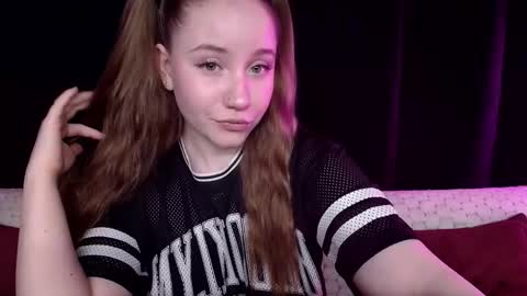 Snapshot of sindiwatsoon chatting on January 21, 12:07 pm Sindi online show from January 21, 12:07 pm